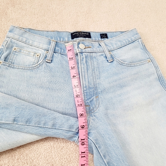 Lucky Brand Women’s Mid Rise Authentic Straight Crop Jeans Light Wash Size 2/26 - Picture 9 of 16